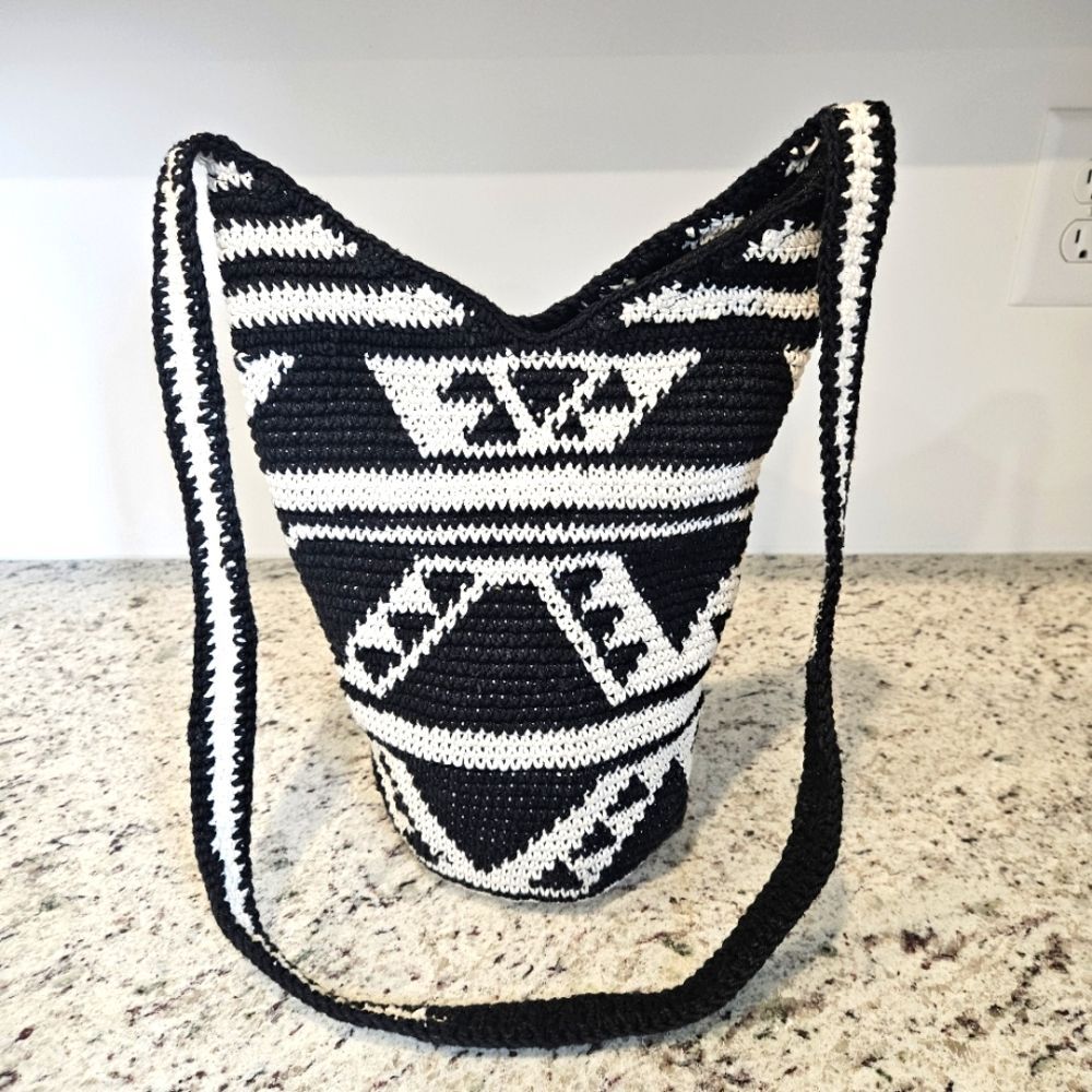 Black and White Patterned Women's Bag Boho Crocheted Crossbody Aztec Western